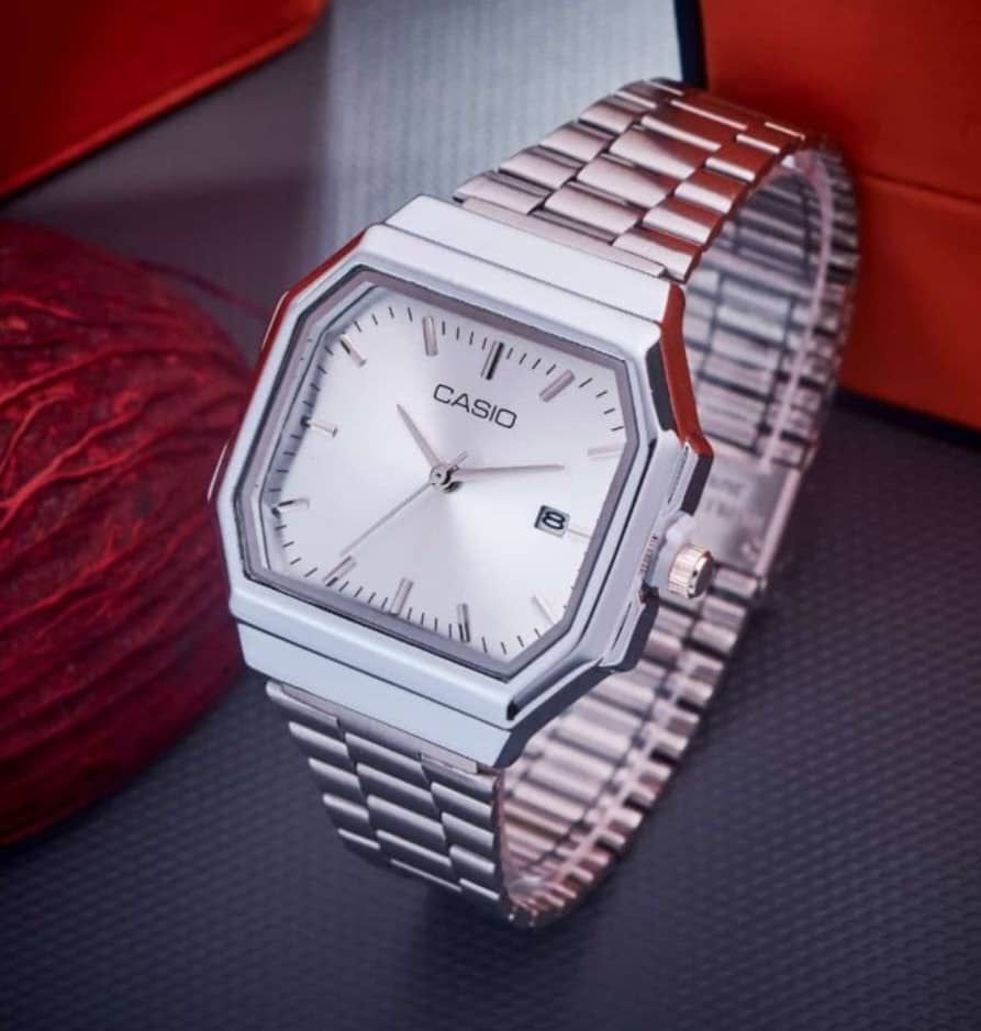 Montre Casio Argentée